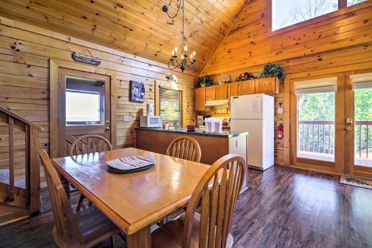 Sevierville Retreat Private Hot Tub And Lake Views! Bagian luar foto