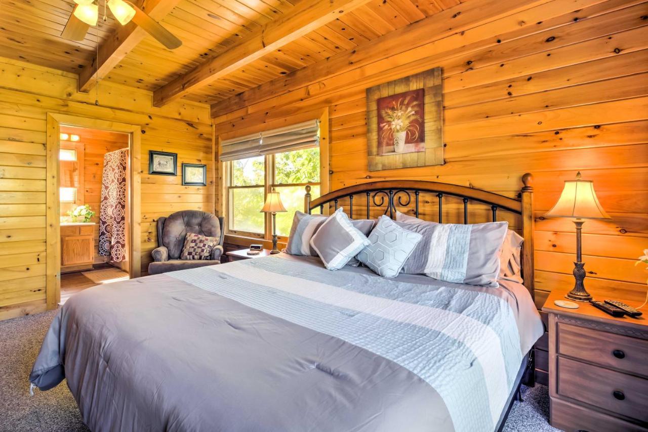 Sevierville Retreat Private Hot Tub And Lake Views! Bagian luar foto
