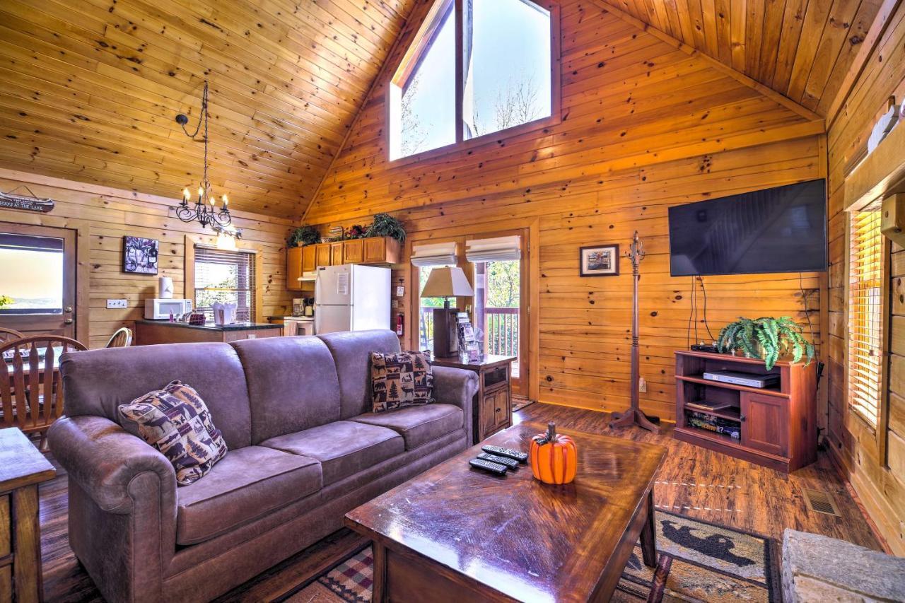 Sevierville Retreat Private Hot Tub And Lake Views! Bagian luar foto